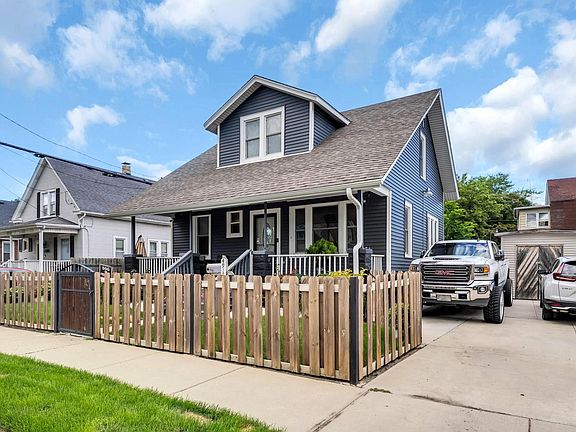 2nd image of 4917 19th AVENUE