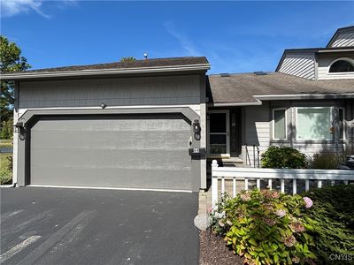 68 Midlake Cir, East Syracuse, NY, 13057