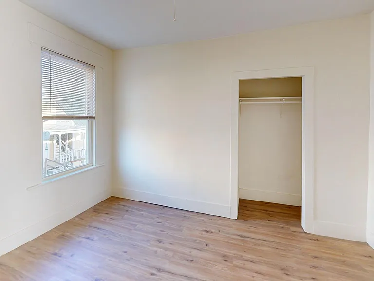 89 Hanover St #5 — Photo 6