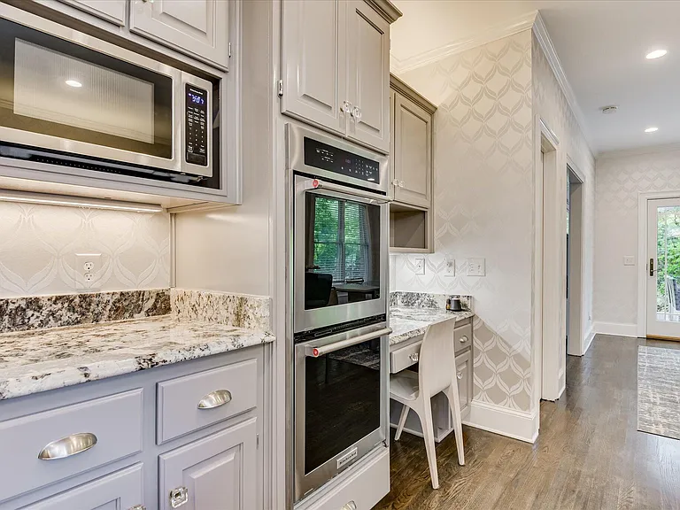 126 Dewberry Ln — Photo 14