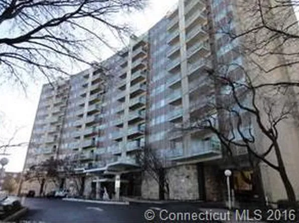 30 Woodland St APT 4J, Hartford, CT 06105