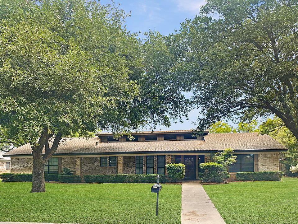 2nd image of 3622 Fieldwood Dr