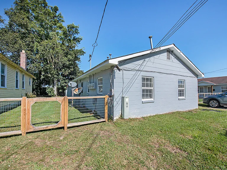 1902 Hampton Ave #2 — Photo 13