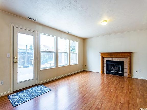 5th image of 1386 W Kingspointe Ln