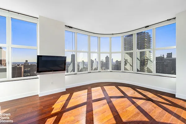 Rented by Brown Harris Stevens | media 11