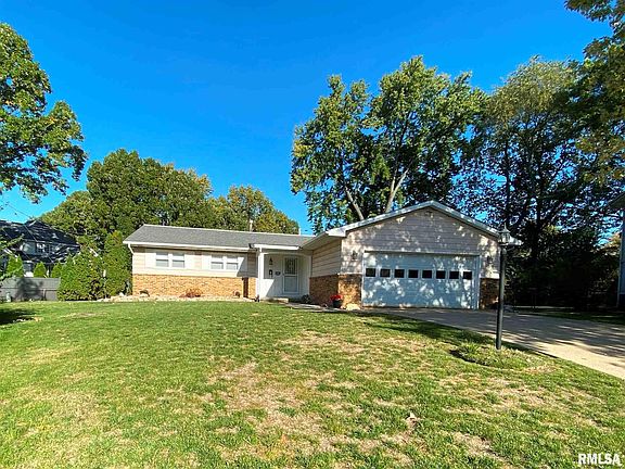 2nd image of 1919 W Sunnyview Dr