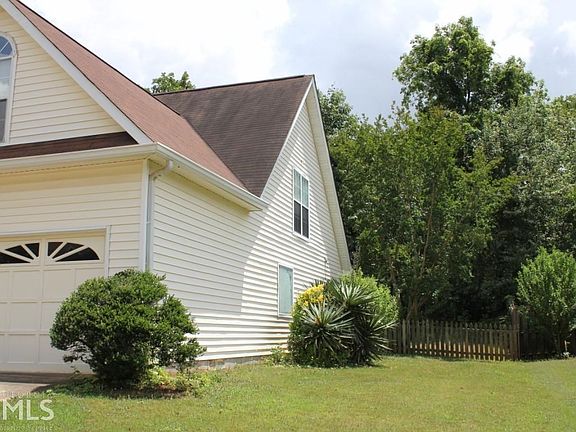 3rd image of 284 Due West Dr