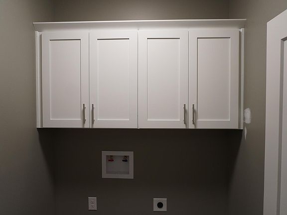 5th image of 5086 W Hillsboro Dr