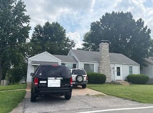 4929 Theiss Rd, Saint Louis, MO 63128