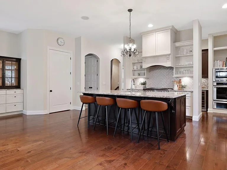 3632 Rainbow Dr — Photo 4