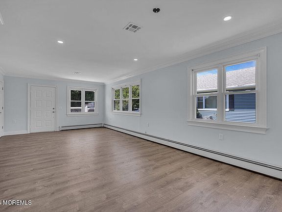 3rd image of 302 Costa Mesa Drive