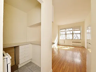 Rented by Cooper & Cooper Real Estate