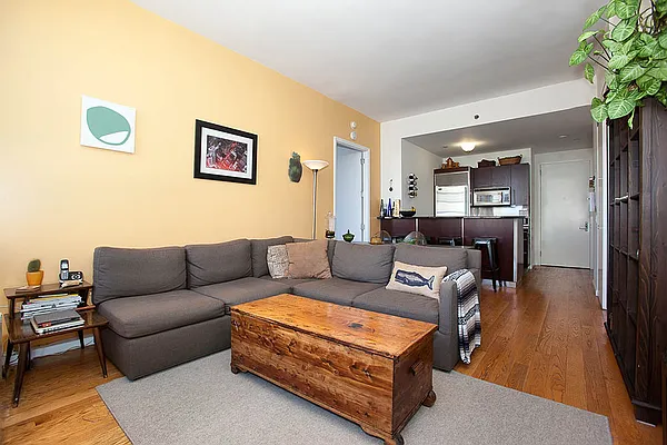 Rented by Olshan Realty | media 14