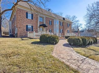 210 N Taylor Ave APT A, Saint Louis, MO