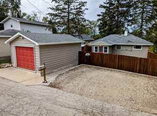 35300 N Ravine Ln, Ingleside, IL 60041