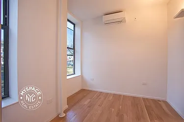 Rented by MySpaceNYC