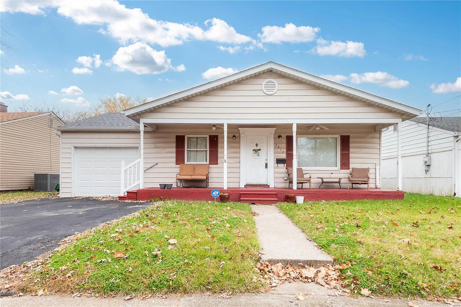 3212 Wayne Ave photo 1