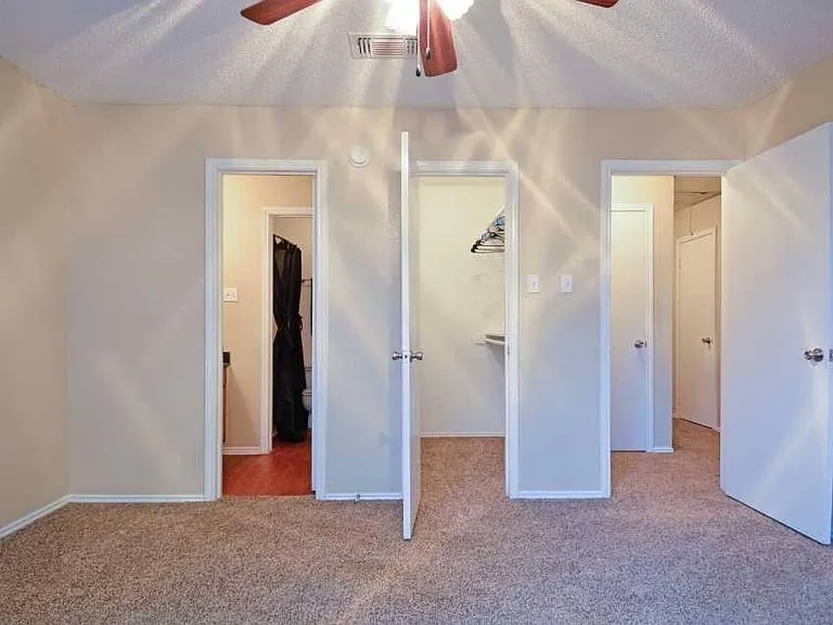 310 Belmont St — Photo 11