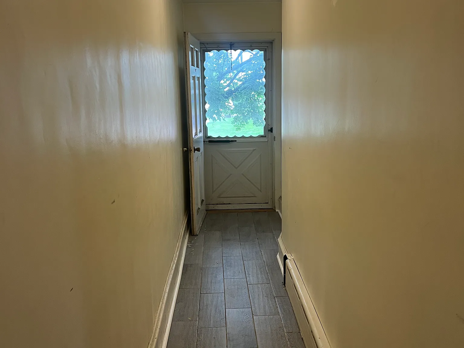 2 bed, $1,900 — Photo 4