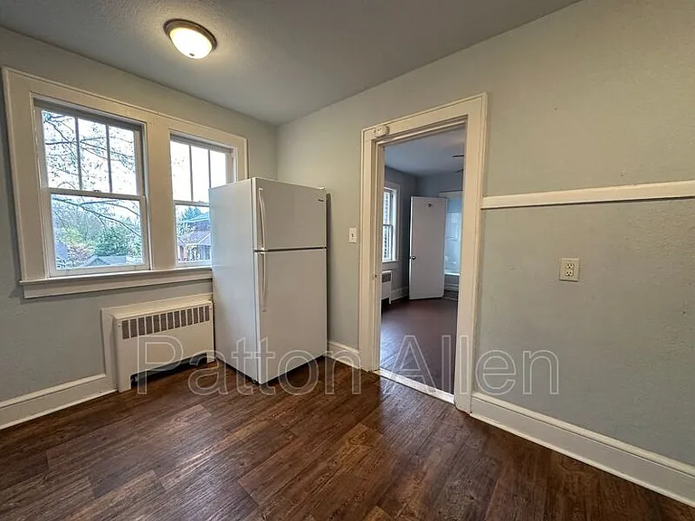 60 Flint St #3 — Photo 4