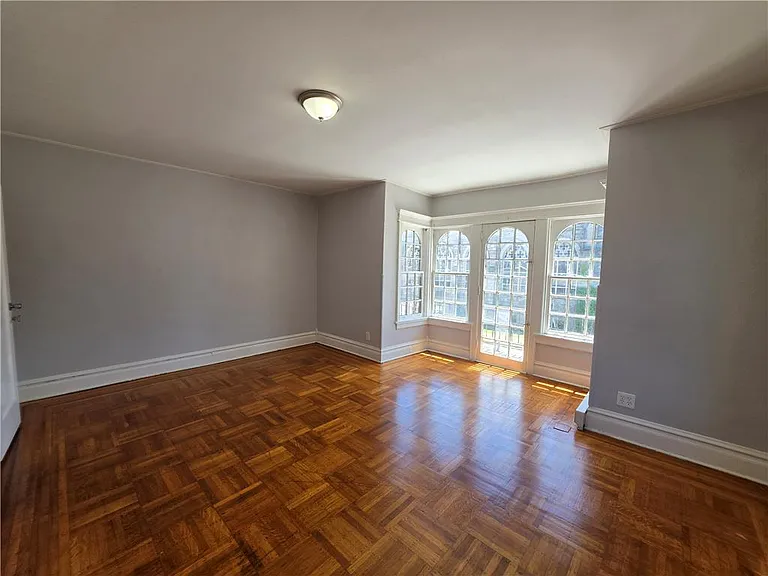 1451 W Turner St #1 — Photo 12