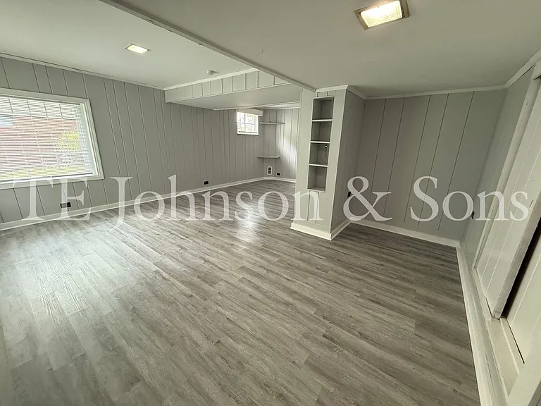 212 Carolina Cir — Photo 37