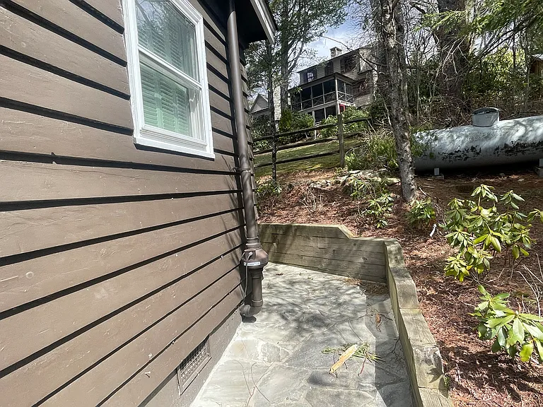 640 Morningside Dr — Photo 13