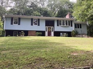 39 Bean Rd, Sterling, MA 01564