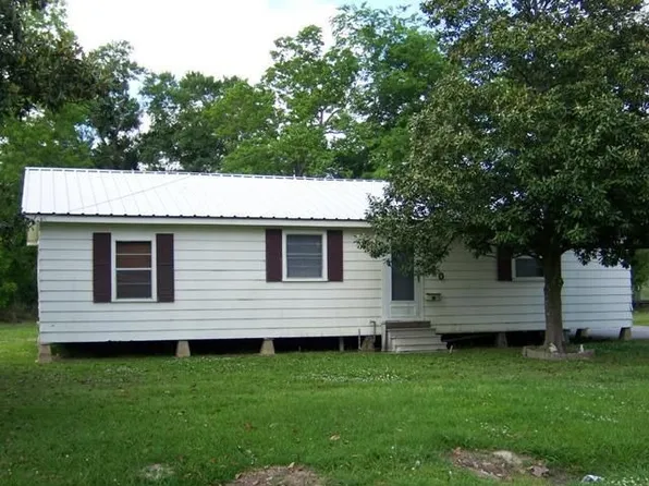 910 Cecile St, Jennings, LA 70546