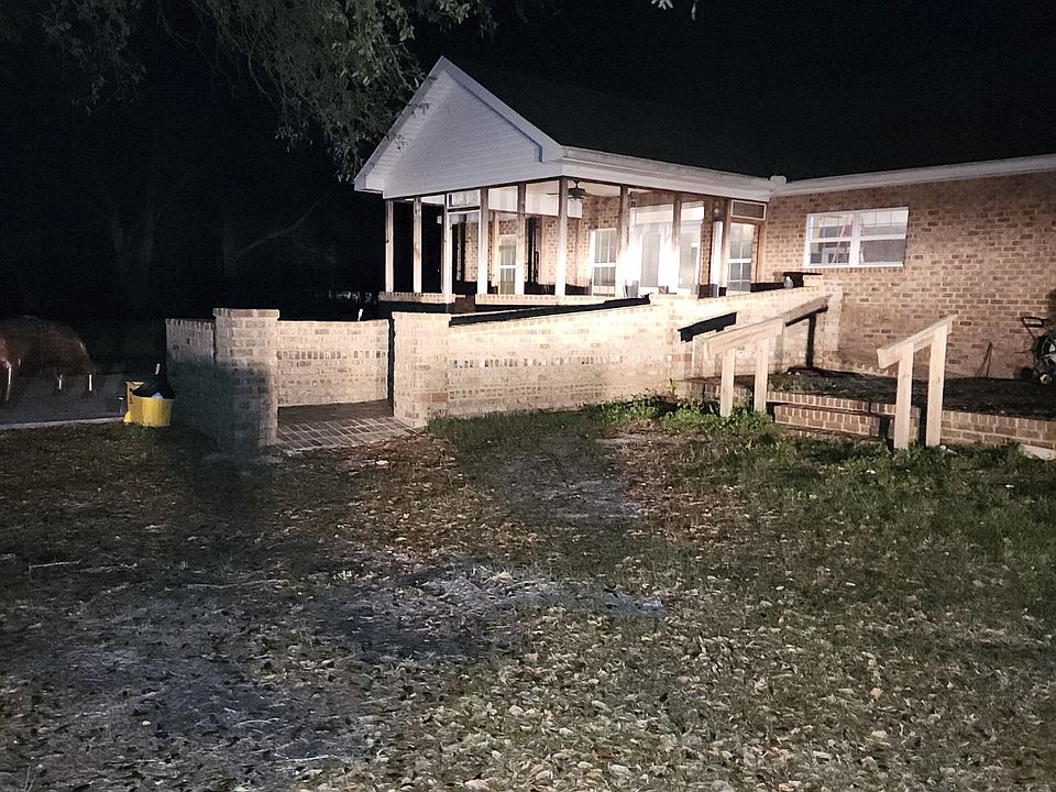 1st image of 1201 Grantham Rd #1201