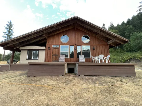 511 Tucker Hill Rd, Douglas City, CA 96024