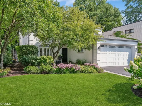 2144 Beechwood Ave, Wilmette, IL 60091