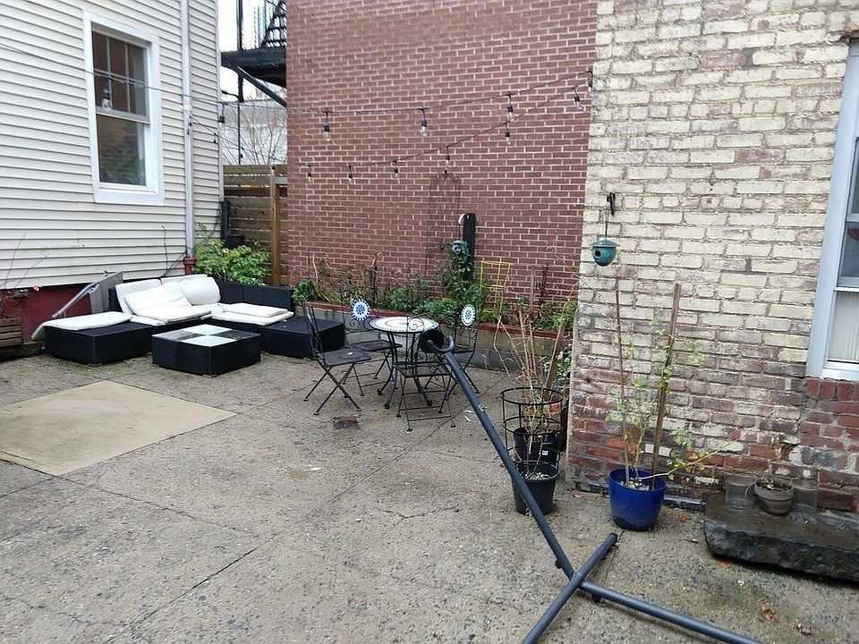 1st image of 5-28 50th Ave #2A