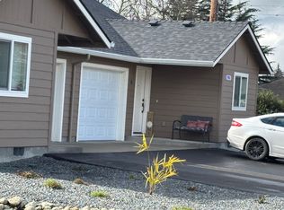 985 SW Doneen Ln, Grants Pass, OR 97526