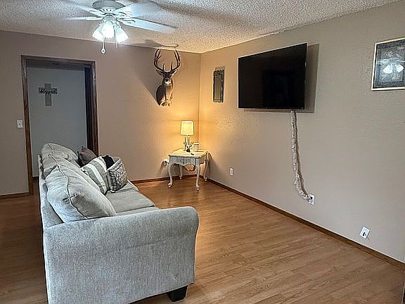 3rd image of 1182 N 4237th Rd