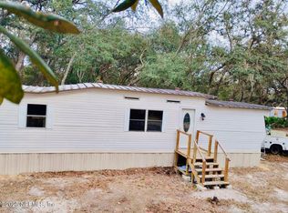 112 Palmer Dr, Interlachen, FL 32148