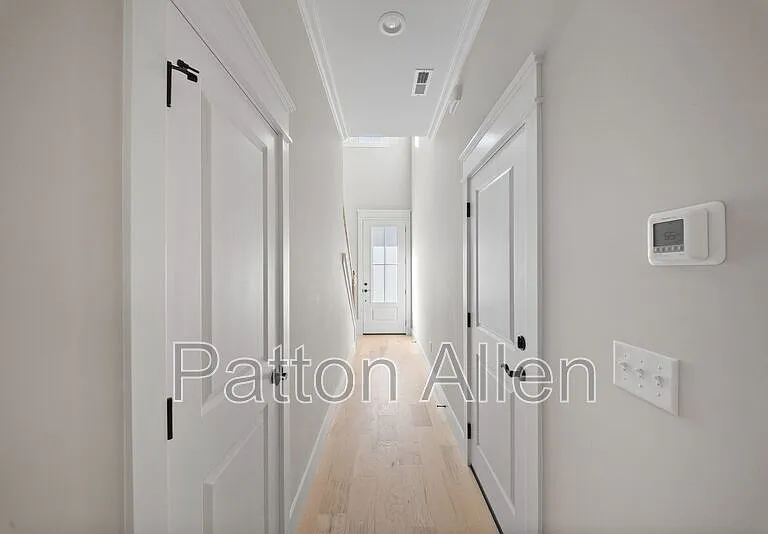 107 Collin Pl #3 — Photo 2