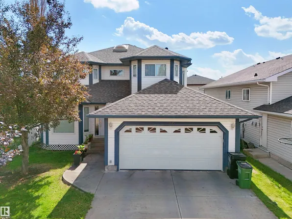 2715 44a Ave NW, Edmonton, AB T6T 1K2