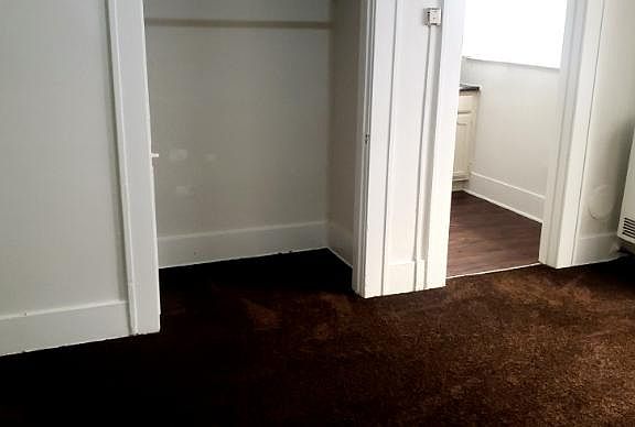 3rd image of 2850 Francis Ave APT 10