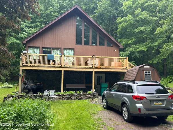 1330 Helens Rd, Union Dale, PA 18470