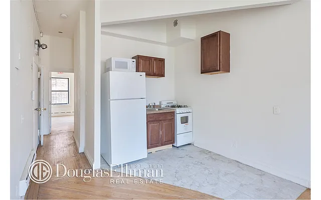 Rented by Douglas Elliman | media 34