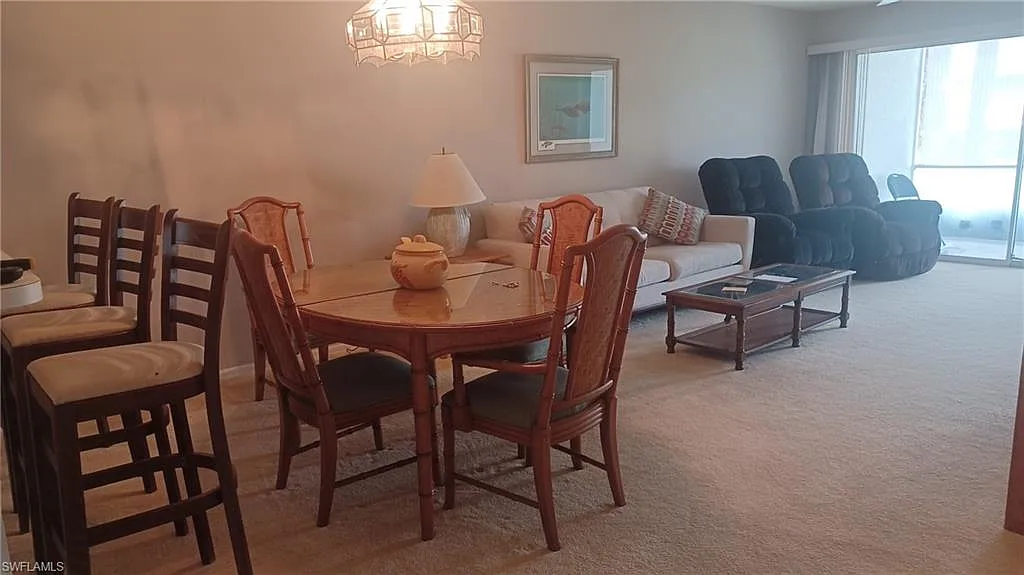 2 bed, 2.0 bath, 1300 sqft, $3,200 — Photo 3