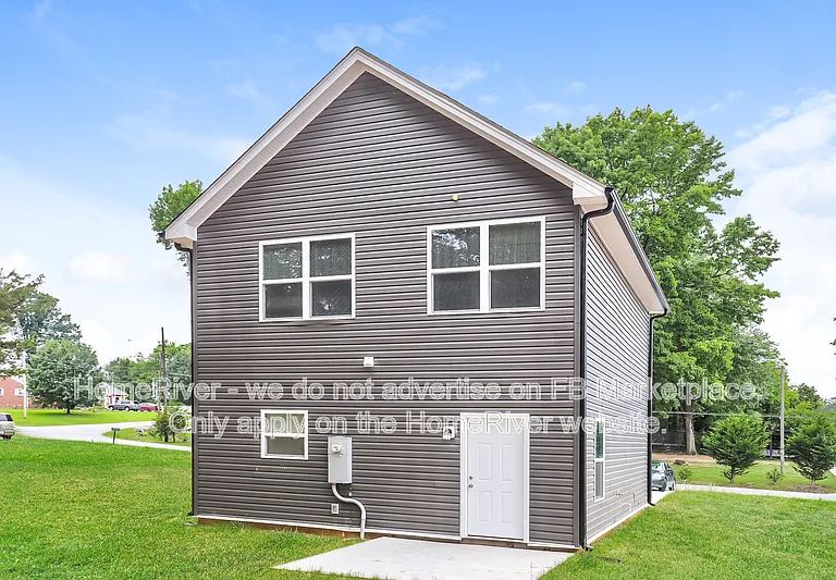 828 Graylyn Dr — Photo 13