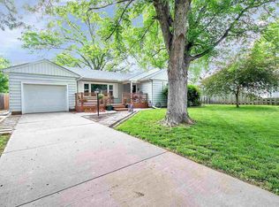 116 N Reno Ave, Haven, KS 67543