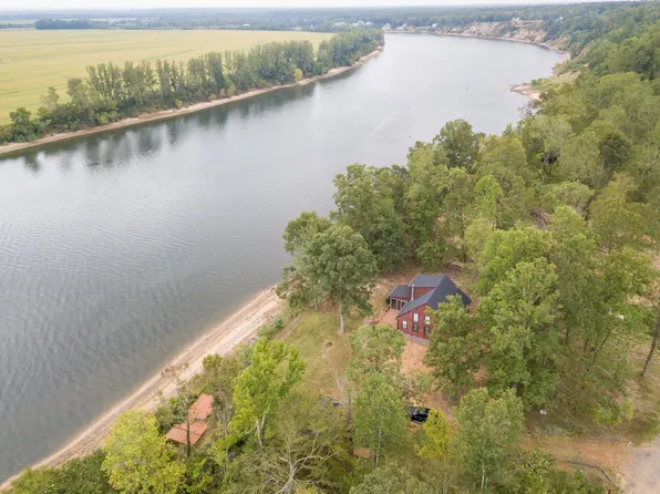 116 Sleepy Hollow Ln, Savannah, TN 38361