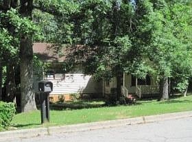 1st image of 360 Woodland Dr