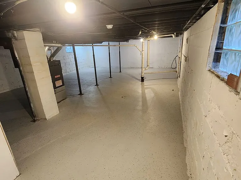 351 Porter St — Photo 18