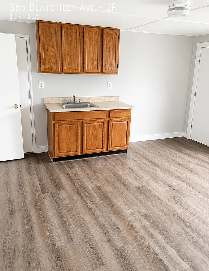 1 bed, $1,550 — Photo 1