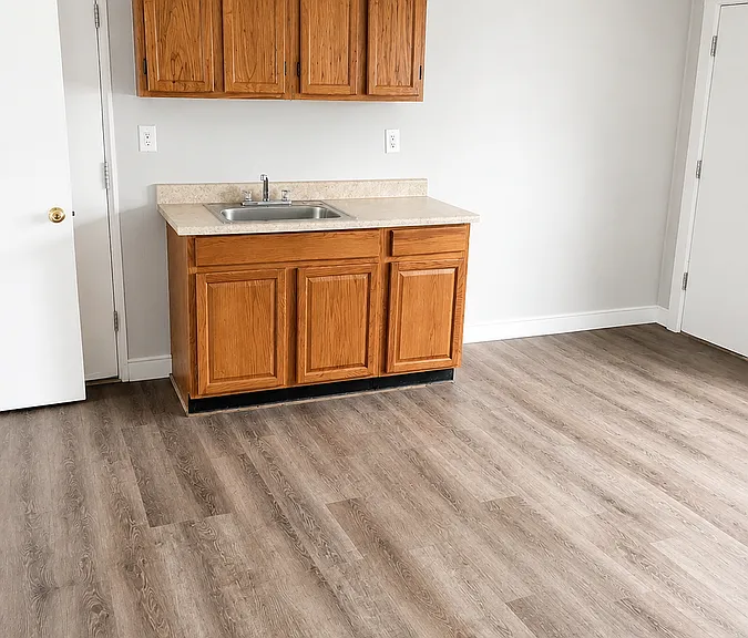 365 Blatchley Ave #2F — Photo 1