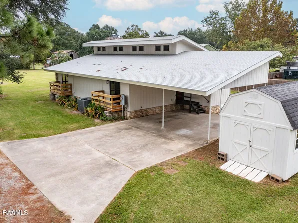 1099 Vieux Jacquet Rd, Broussard, LA 70518